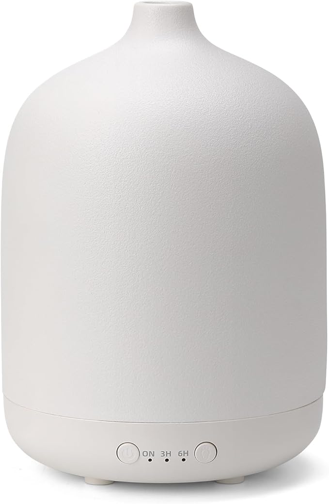 เครื่องกระจายกลิ่นเซรามิก 250ml – ดีไซน์มินิมอล หมอกละเอียด เงียบ ปลอดภัยด้วยระบบปิดอัตโนมัติCeramic Essential Oil Diffuser 250ml – Ultrasonic Fine Mist, Minimal White Design, Timer & Auto Shut-off